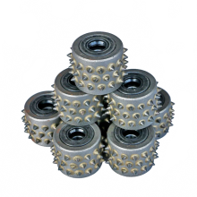 12-delige diamantcarbide bush hammer roller - 3 rijen, 45 tanden voor het slijpen van steen en beton
