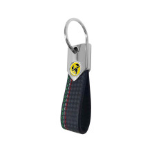 Abarth Schlüsselanhänger, Carbon Tricolore schwarz mit Abarth Scorpione Logo gelb