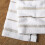 KitchenAid Kitchenaid Albany Kitchen H?ndkl?de 4-Pack Set Milkshake Tan/White 16 """" X26 """" 4