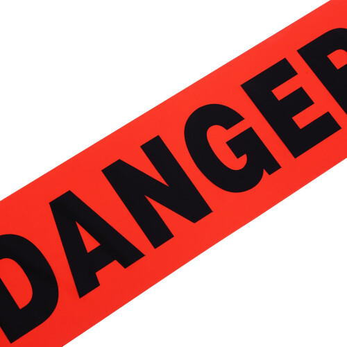 Rouleau de ruban de danger rouge sur le dessus 1