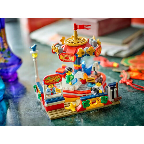LEGO LEGO 40714 Carrouselrit Speciale Editie 232 st 2