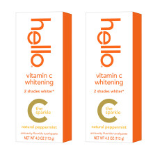 Pasta dental blanqueadora con vitamina C, con fl   or y sin SLS. Elimina manchas superficiales y refresca el aliento. Sabor natural a menta. 113 g