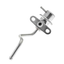 Fuel Pressure Regulator for Sidekick X-90 Swift 1992-1998 1.6L Engine,Replacement Part 15160-58b00 96068642 for Optimal Performance