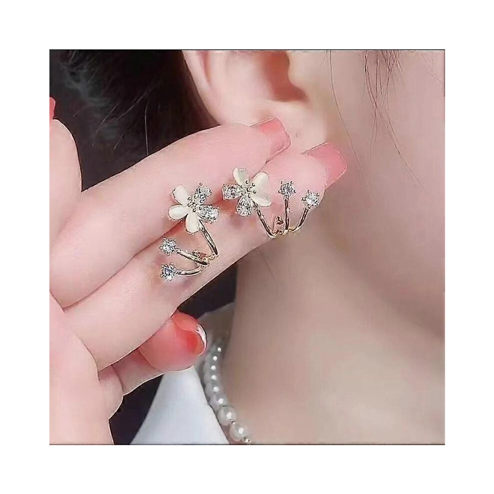 (As show, One size) S925 silver pin green cat's eye earrings for women with zirconia studs temperament white flower petal earrings
