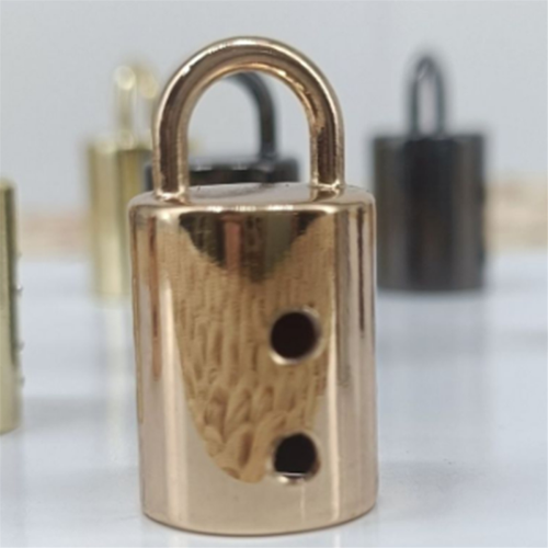 30 ks přezek na tašky 12 mm 2