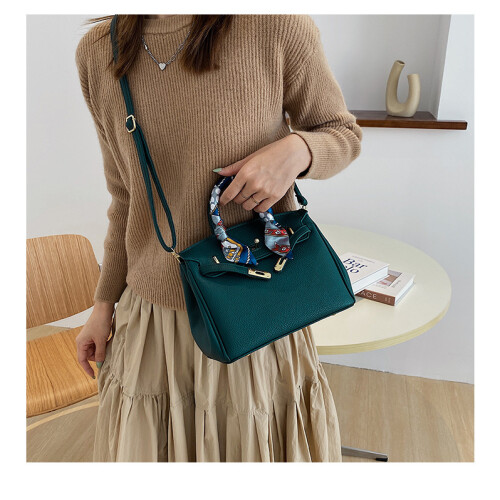Litchi Pattern Lock Platinum Bag 2