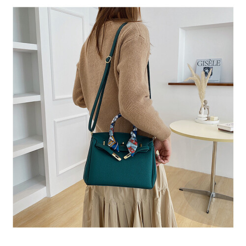 Litchi Pattern Lock Platinum Bag 1