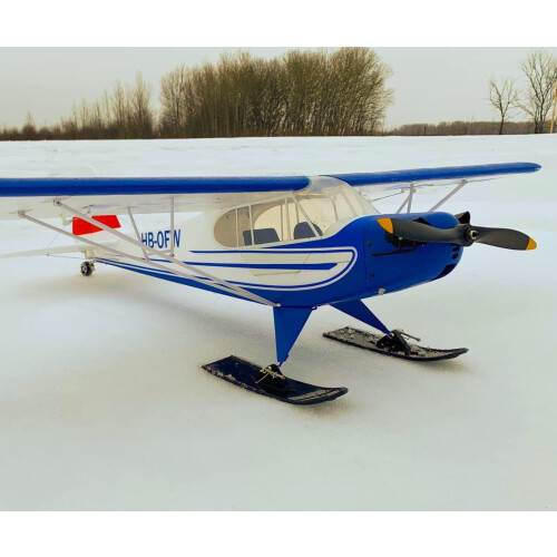 Du-Bro 825 Black Snowbird Ski Main 1
