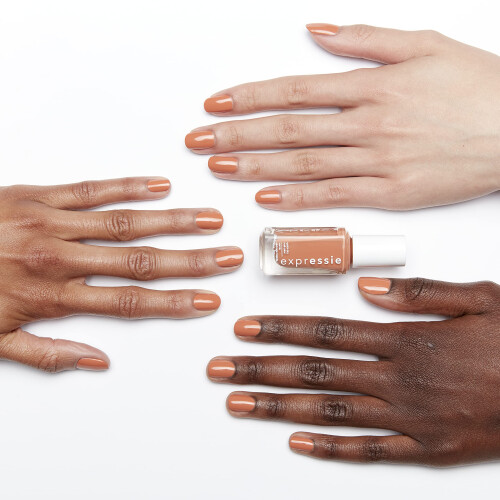 essie Polie  ongles Essie Expressie 2