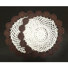 Fennco Styles Handmade Two-Tone Floral Crochet Tray Doilies 9"""" Round 2-Piece - Chocolate Cloth Placemats for Everyday Use Holidays Home D?co
