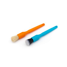 Detail Factory - Kit combinado de mini escova de detalhamento para fendas - Uma escova de cabelo de javali + uma escova sinttica ultramacia Ao