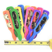 Zugar Land - 12 cintnyr muanyag fogantykkal (5 """") - Kids Party Supplies vodai hangszerek Noisemakers (12 Pack Multolor)