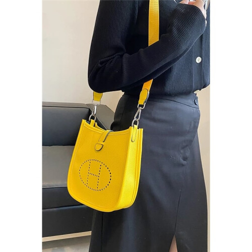 Solid color simple letter small square bag crossbody bag 1