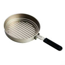 Compact design Ti frying pan with foldable handle, for outdoor cooking