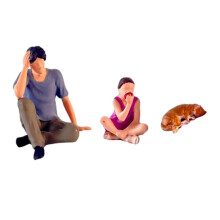 (As show, One size) 1:64 Scale People Figures sitting student with Cat Model Miniature Scene