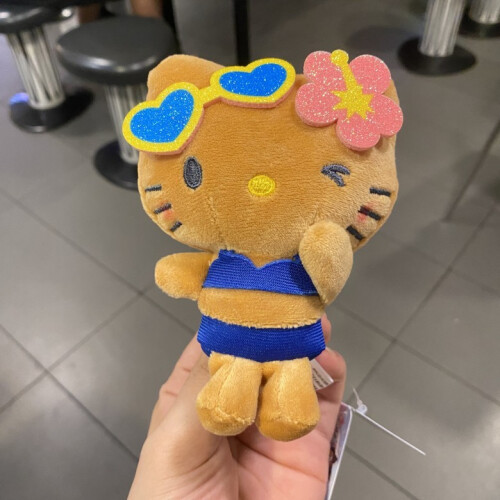 Pendentif Hello Kitty Sur Un Dauphin - Émaillé - Très Bon État Sans Emballage
