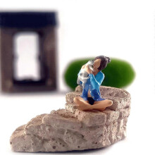 (Khaki, One size) Trains Architectural 1:64 S Scale Hand Painted Figures Girl & Pet Street Scenes Model Tiny People Model for Miniature Scenes - Khaki