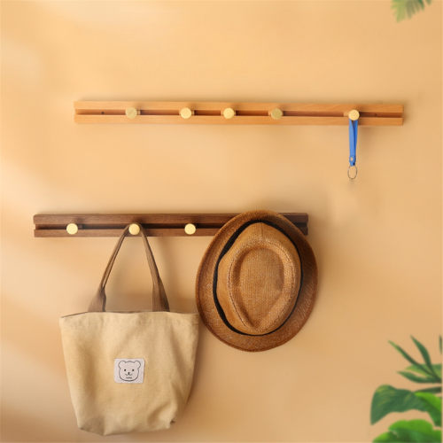 FlyWave Ganci Appendiabiti Bambini A Muro - Set 4 Pezzi In Legno Design Animali, Autoadesivi, Senza Fori, Portata 3kg