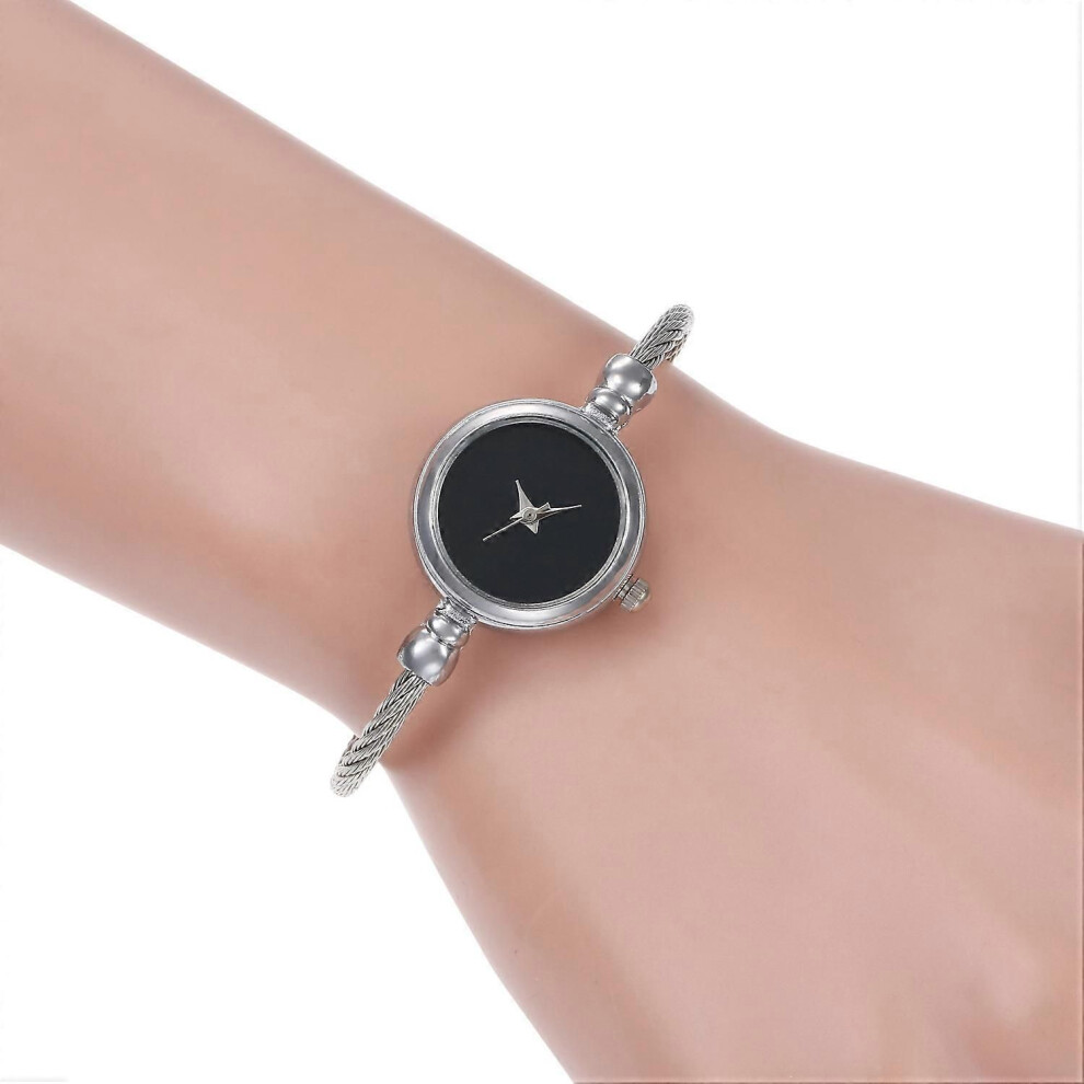 (C) Montre à quartz décontractée pour femme avec bracelet en cuir, montre-bracelet analogique décontractée