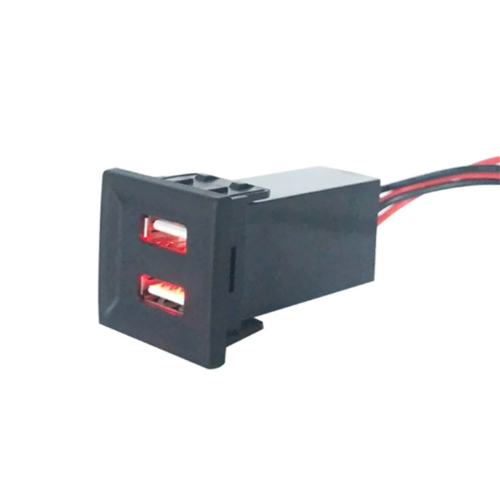Kaksois-USB-laturi T5 Transporteriin 2003-2009 1