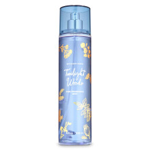 Bath Body Works Twilight Woods 8.0 oz Geur Mist (Versie kan variëren Rood/Blauw)