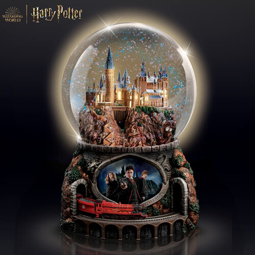 Hogwarts Express beleuchteter Musikglobus mit fahrendem Zug 1