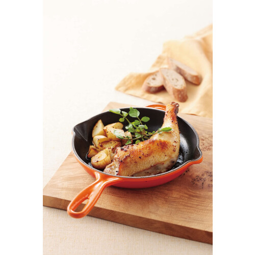 Le Creuset Le Cr   uset Classic Cast Iron Handle Skanet 9 """" Flame 1