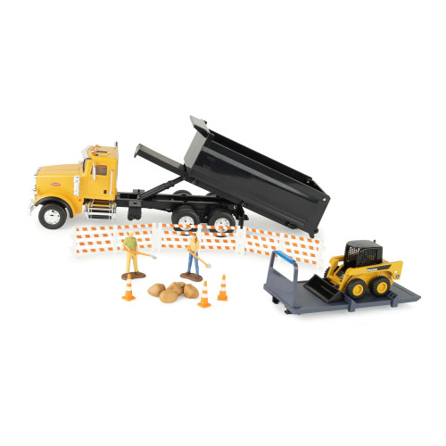 John Deere Tomy John Deere Switch 'N Load Construction Toy Playset - 1:32 Scala - Include John Deere Skid STEER SEMITRUCK DOMP BED e altro - Set da 19 pezzi - E