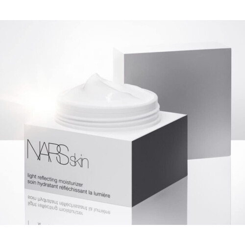 NARS NARS Skin Light Reflekterende fugtighedscreme 1