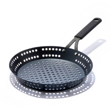 Oxo Obsidian pr-assaisonn en acier en carbone 12 """" pole frire avec des trous pour les grillades avec porte-poigne de silicone amovible