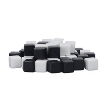 50 Stück quadratische Schreibwürfel 1,6 cm halb schwarz/weiß