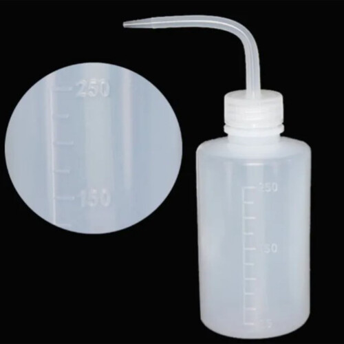 250 ml kleine Quetsch-Gießkanne, transparent 2