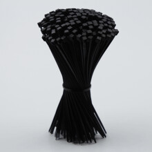 Bridas de nailon PA66 600 piezas 150/200/300 mm Negro/Blanco