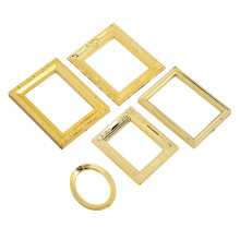 1:12 Puppenhaus-Spiegelrahmen - Muschel 7,7  6,3 cm Gold