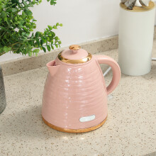 (Pink) HOMCOM Electric Kettle, Fast Boil, 1.7L, 3kW, Swivel