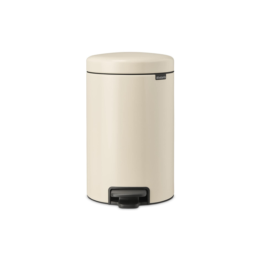 Brabantia Newicon Pedal Bin 12L, Soft Close - Soft Beige