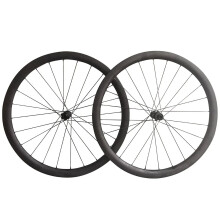 Ultrazachte koolstofvezel wielsets voor racefietsen voor verbeterde snelheid en prestaties