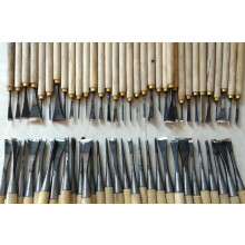 62-Piece Handcrafted Wood Carving Tool Set with 31 Detail Chisels & 31 General Chisels