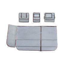 Compacte auto kampeermatras met uitbreidingsplaat voor het opvullen van de opening