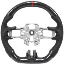 Premium koolstofvezel en geperforeerd leren stuurwiel voor Ford Mustang GT (2015-2022)