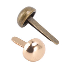 200 Stück Mini-Kleinnägel 8 mm hellgoldene Eisenbefestigungen