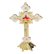 Cruces de esmalte metálico en oro y blanco, 21 cm de alto x 13.3 cm de ancho