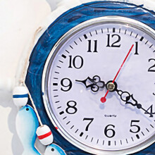 Blau-weiße Schiffsmodell-Wanduhr, 34x23cm 450g