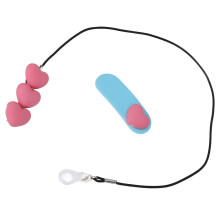 Cordón para audífono con forma de corazón de color rojo rosado para niños.
