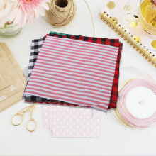 20Pcs Plaid Fabric 25x25cm Rich Bright Colors Classic Pattern Soft Breathable Fadeless Durable Widely Used Craft Fabric