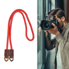 Tracolla per fotocamera in nylon rosso regolabile 110 cm x 1 cm 57 g