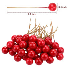 100Pcs Artificial Holly Berries 10mm Plastic Berries Decor on Wire for Christmas Tree Decorations Berry Garland Flower Wreath DIY Crafts