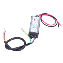 LED 20-24W IP65 étanche driver 7x3x2 cm noir