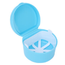 Scatola portatile per dentiera in plastica, celeste chiaro.