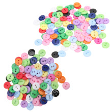 Boutons de couture robustes 200 pièces multicolores pour vêtements et besoins domestiques